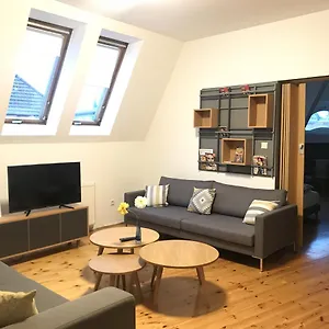 https://sweet-living-city-center-apartment.vienna-besthotels.com